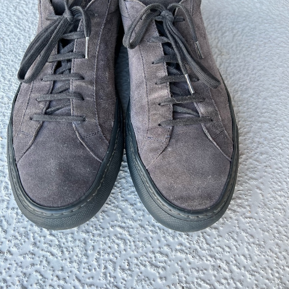 Men’s Common Projects Achilles Navy Suede Sneakers Size 43/10